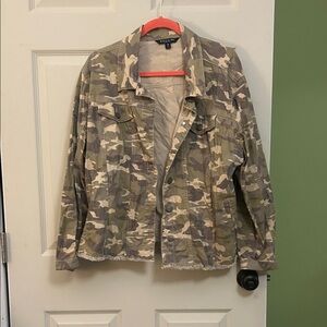 Baccini Women's Camo Utility Jacket
